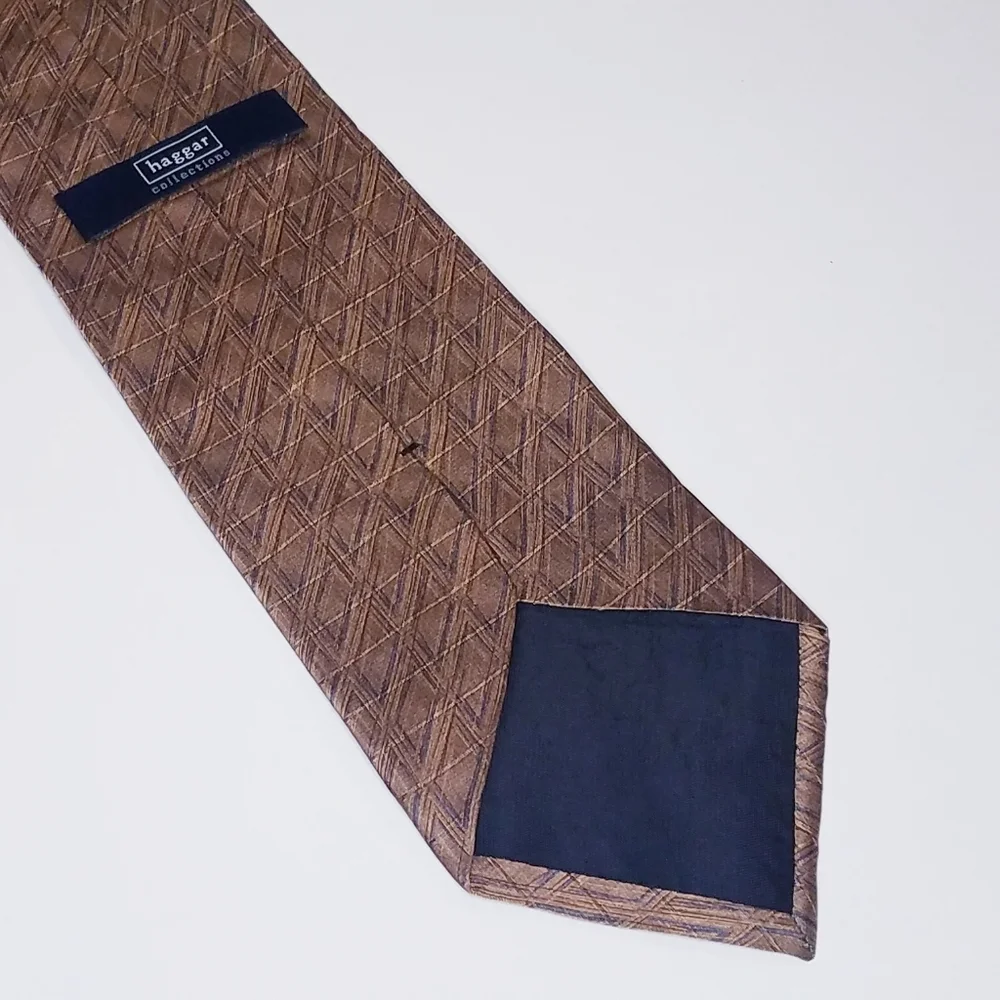 Haggar Men's Tie Brown USA
